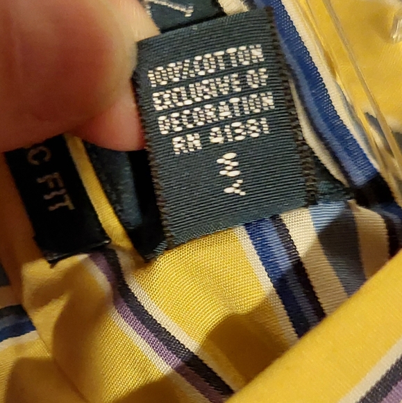 RALPH LAUREN Classic Fit Button Down Shirt - Picture 4 of 10